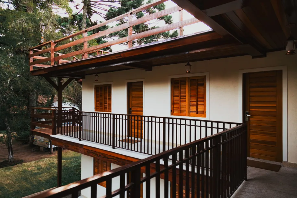 Sân ngoài trời